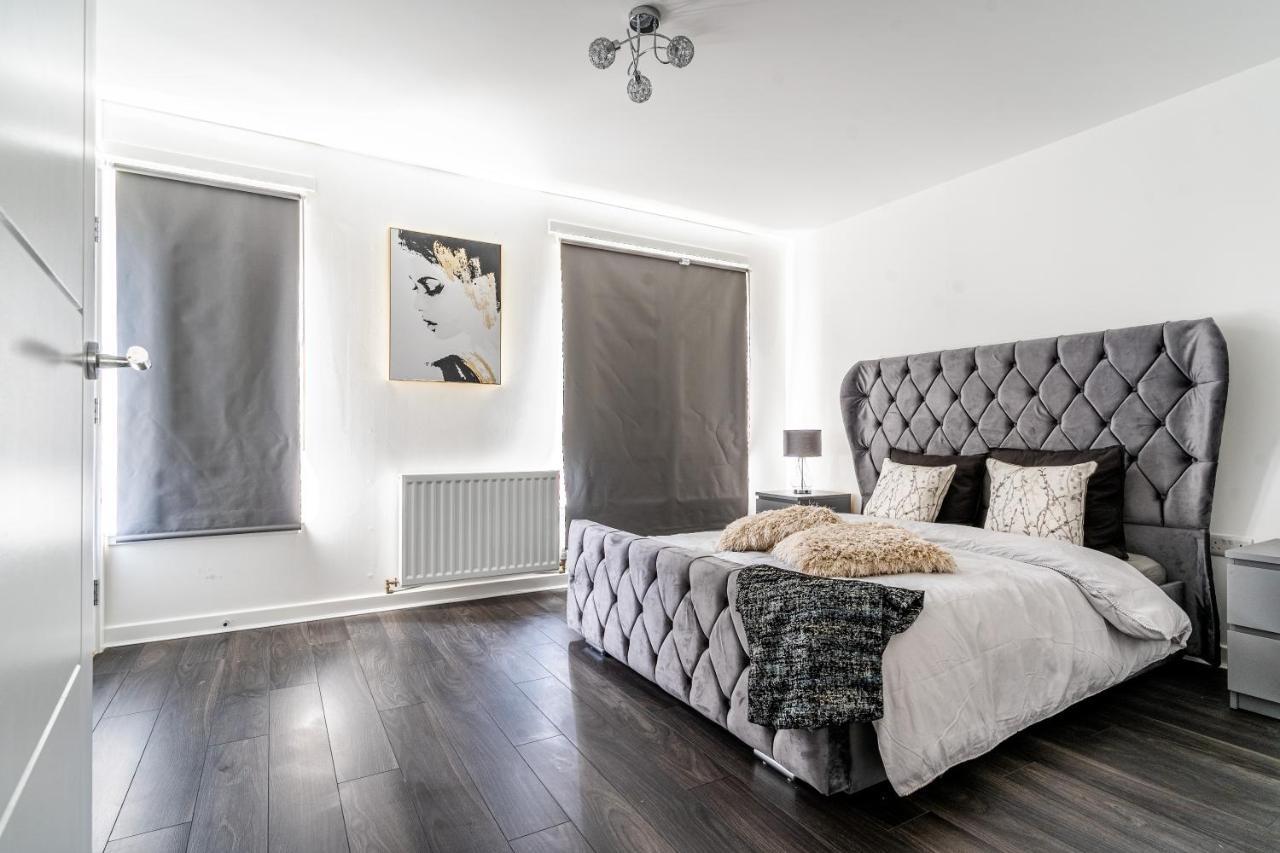 Spacious 3 Bedroom House In Glasgow City With Private Parking & Garden Экстерьер фото